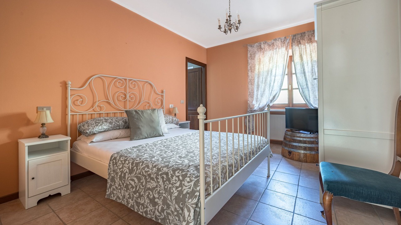 Photo of Bedroom in Castel Boglione