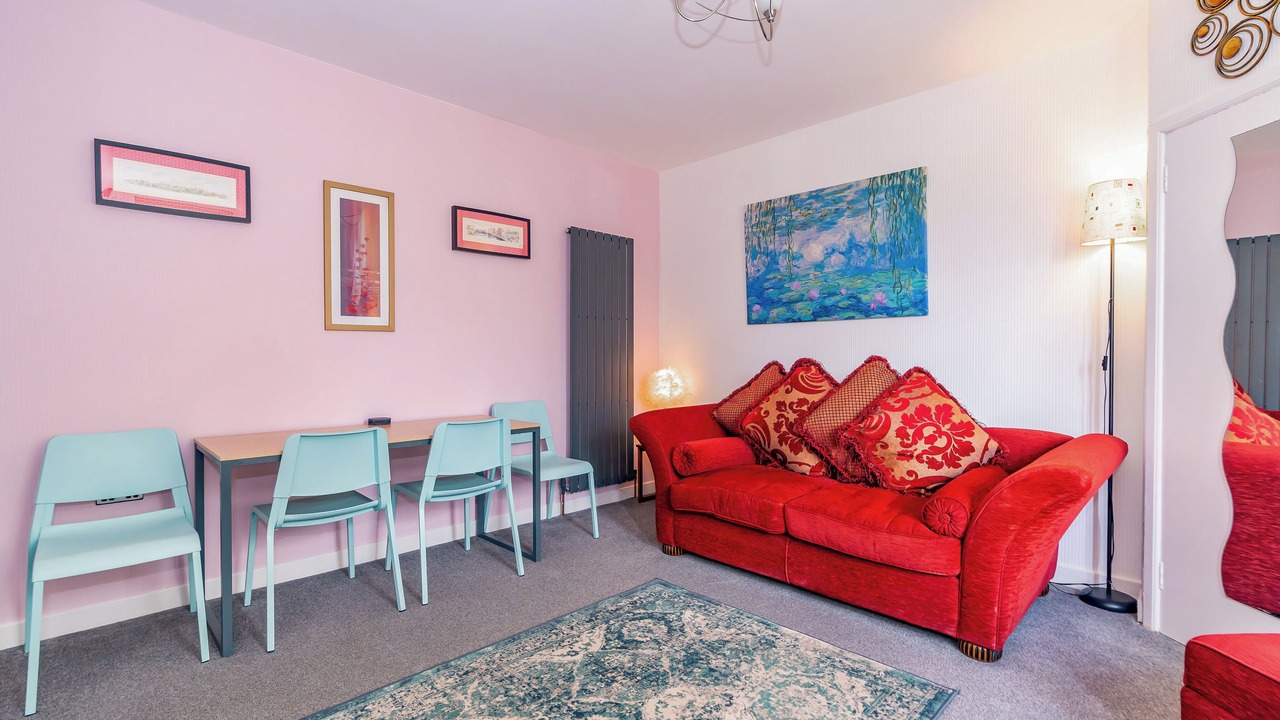 Photo of Livingroom in Restalrig
