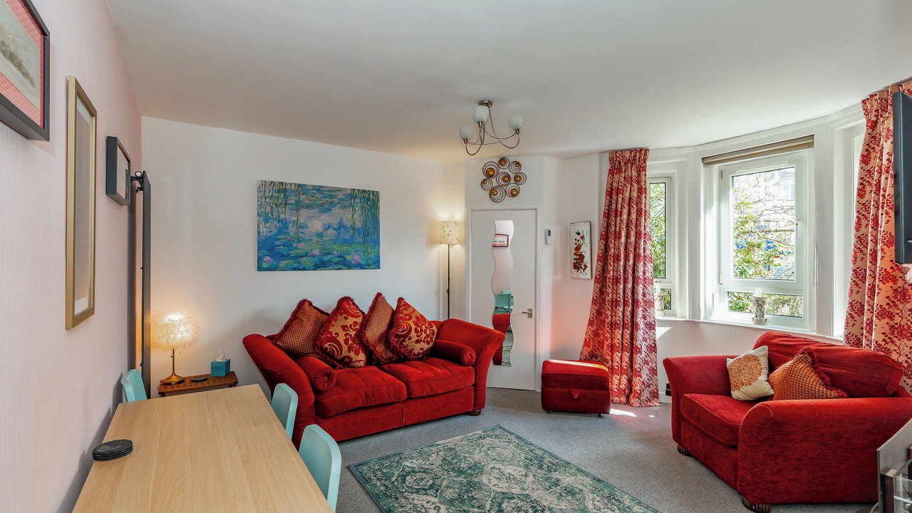 Photo of Livingroom in Restalrig