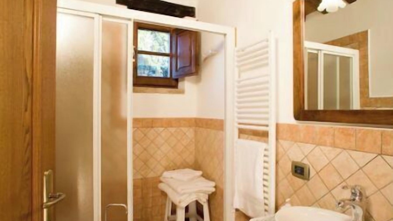 Photo of Bathroom in Cortona