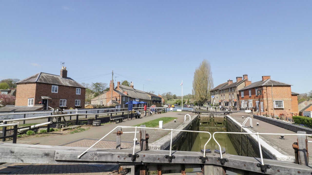 Photo of Others in Stoke Bruerne
