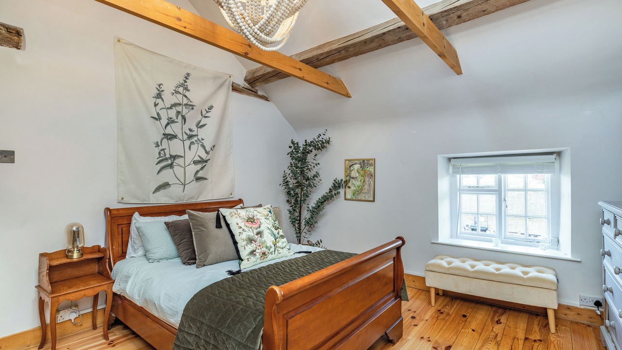 Photo of Bedroom in Stoke Bruerne