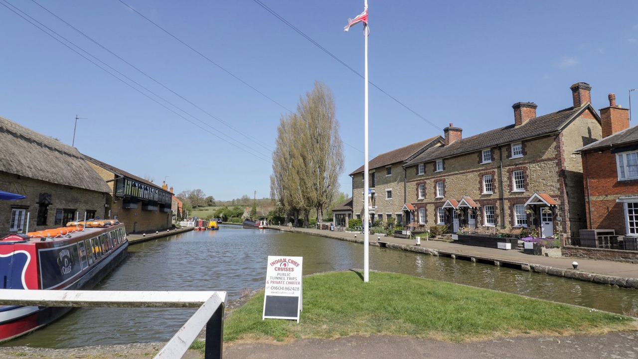 Photo of Others in Stoke Bruerne