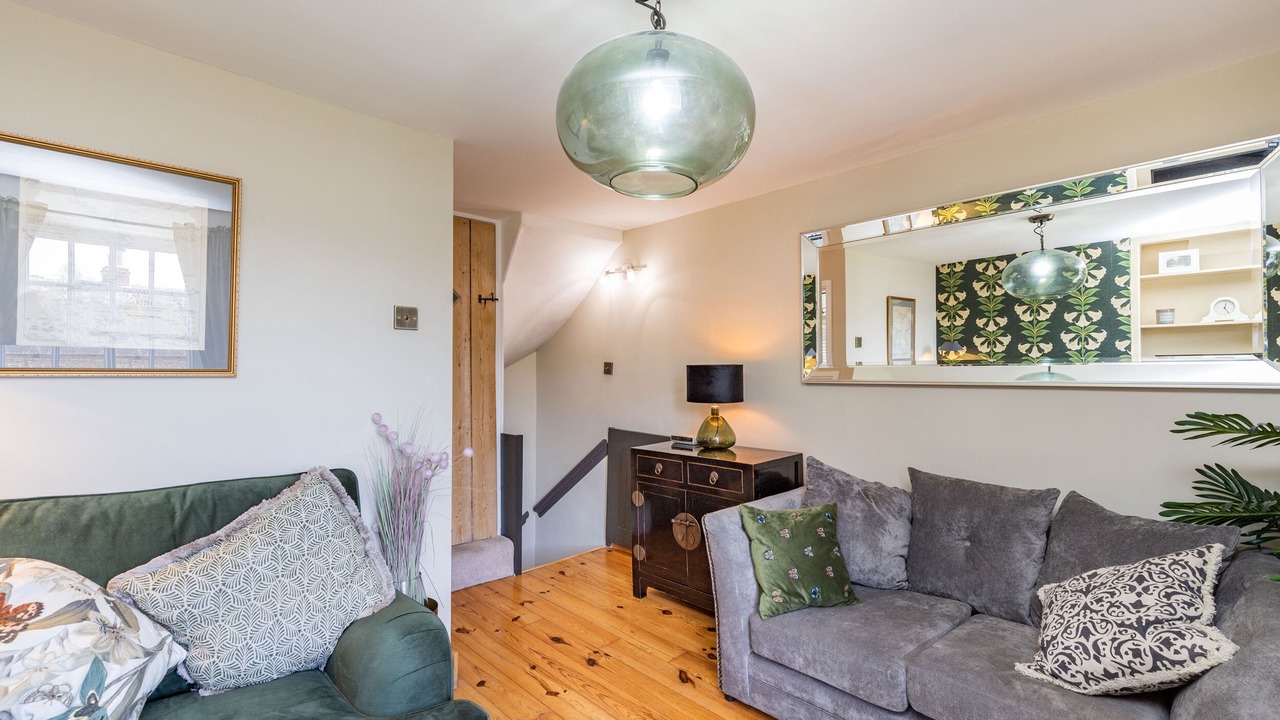 Photo of Livingroom in Stoke Bruerne