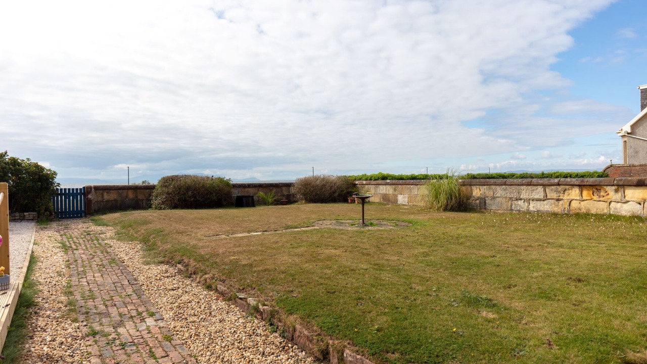 Photo of Outdoor in Prestwick