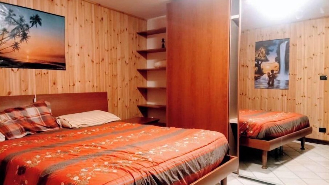 Photo of Bedroom in Chatillon