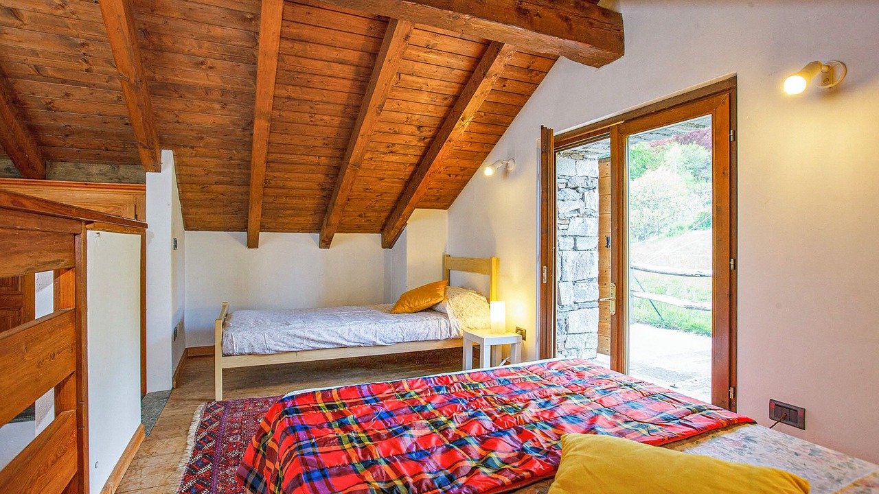 Photo of Bedroom in Caprezzo