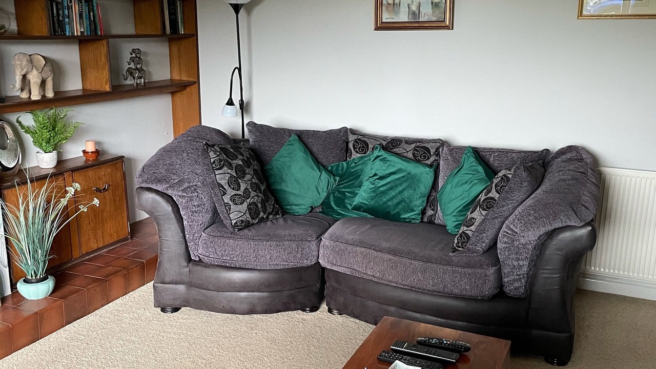 Photo of Livingroom in Lisnarrick
