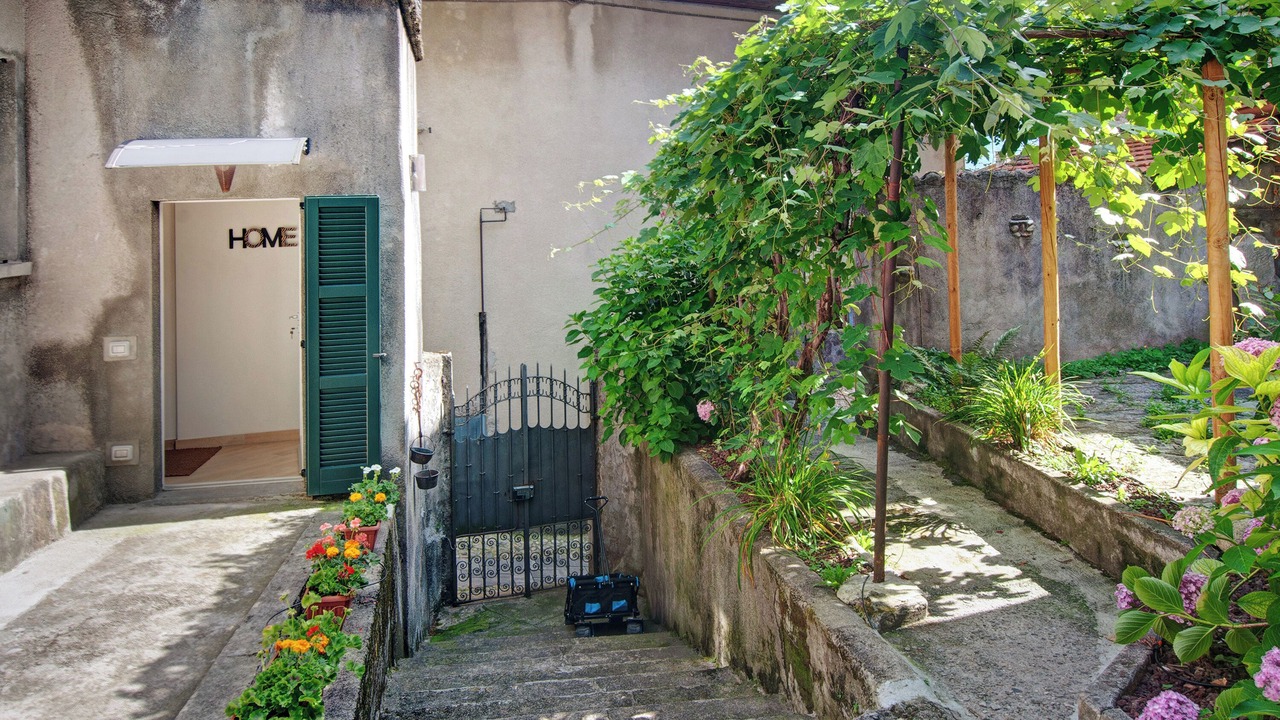 Photo of Outdoor in Naggio
