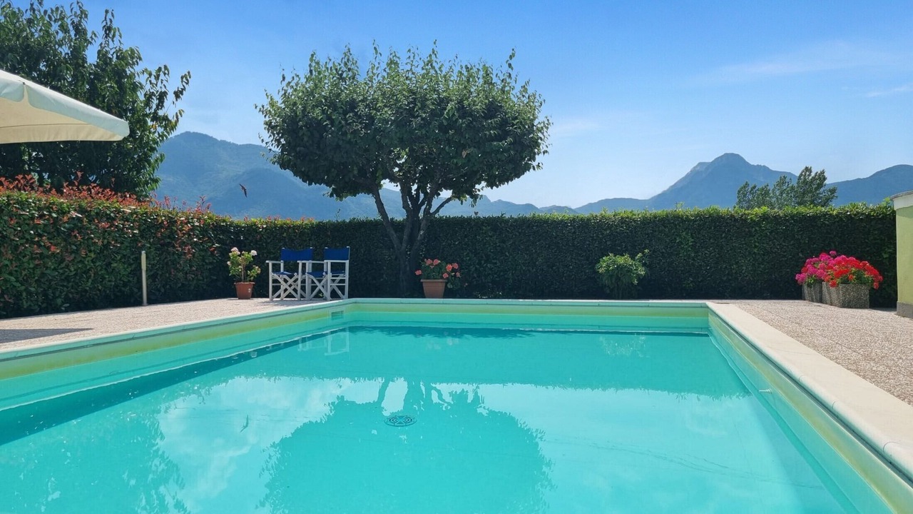 Photo of Outdoor in Mologno