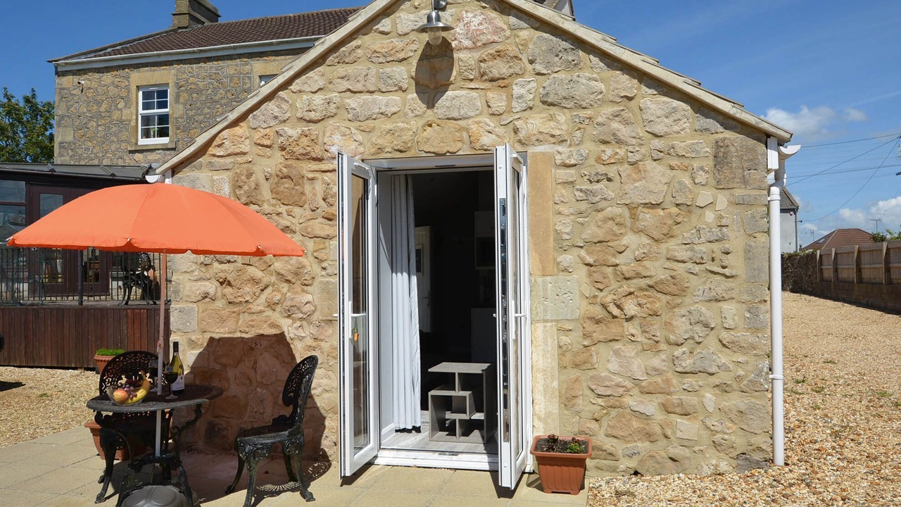 Photo of Outdoor in Tunley
