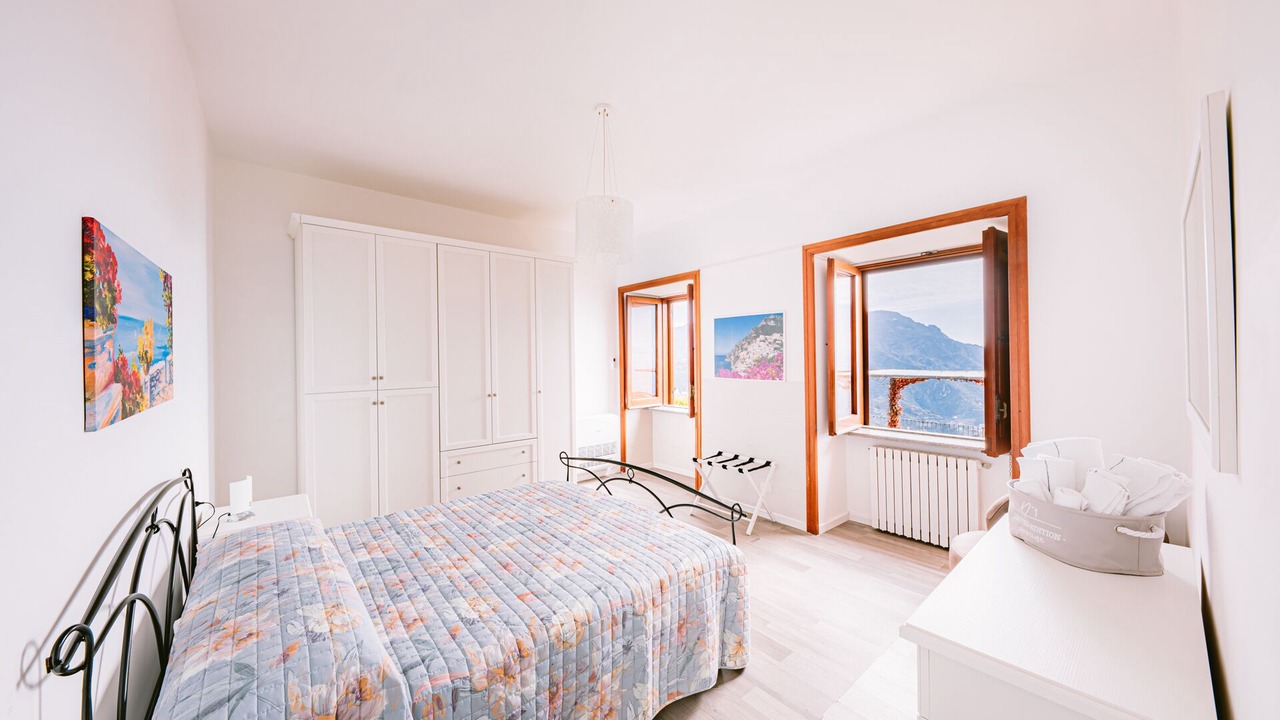 Photo of Bedroom in Scala