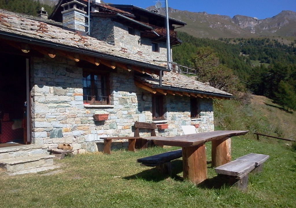 Photo of Outdoor in Antagnod