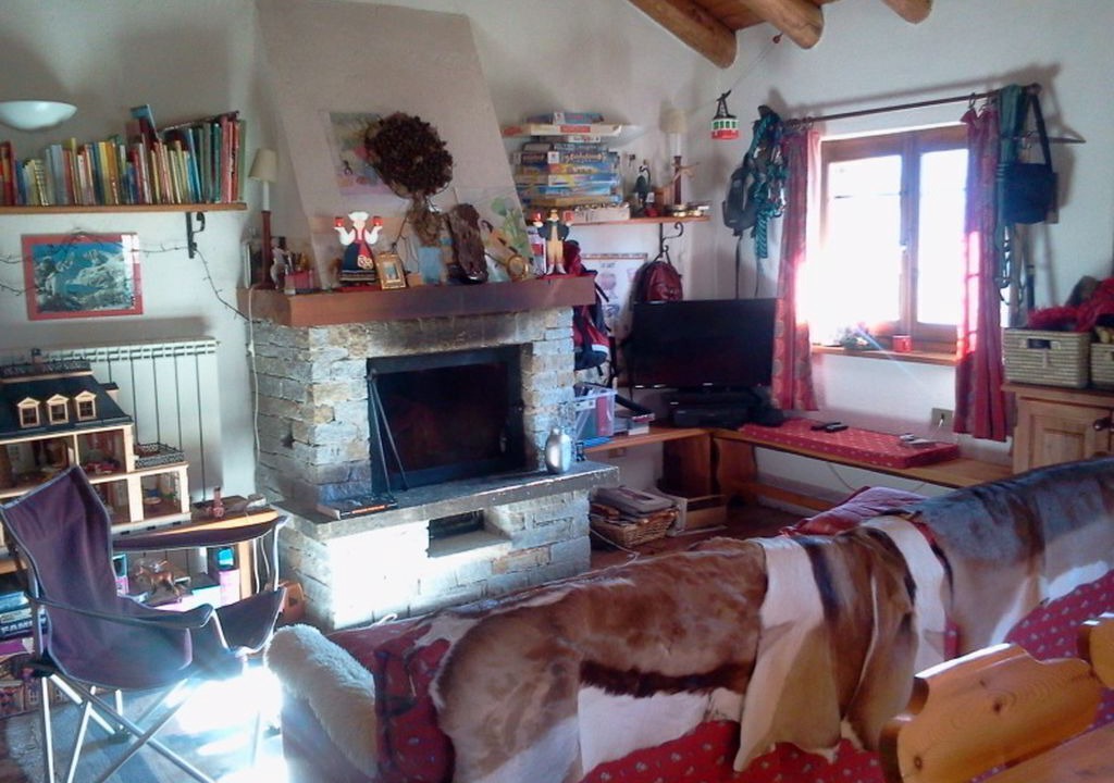 Photo of Livingroom in Antagnod