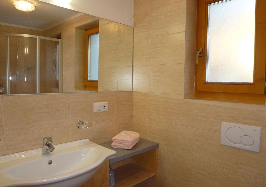Photo of Bathroom in Melago