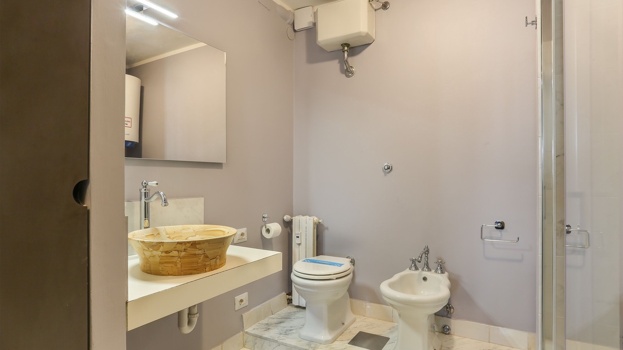 Photo of Bathroom in Oltrarno