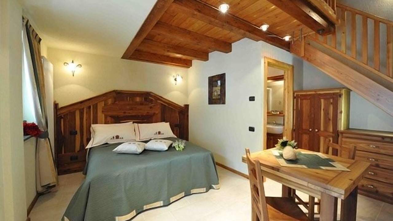 Photo of Bedroom in Antagnod