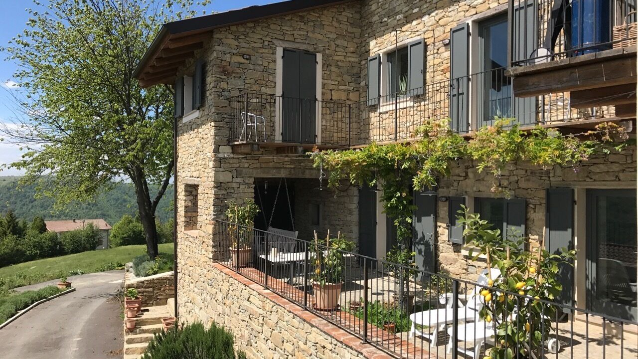 Photo of Patio Balcony in Mombarcaro