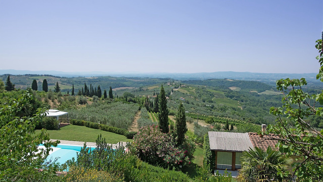 Photo of Others in Magliano