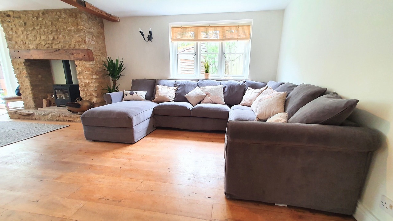 Photo of Livingroom in Witney