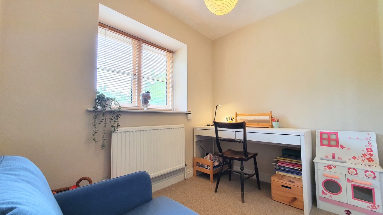 Photo of Livingroom in Witney
