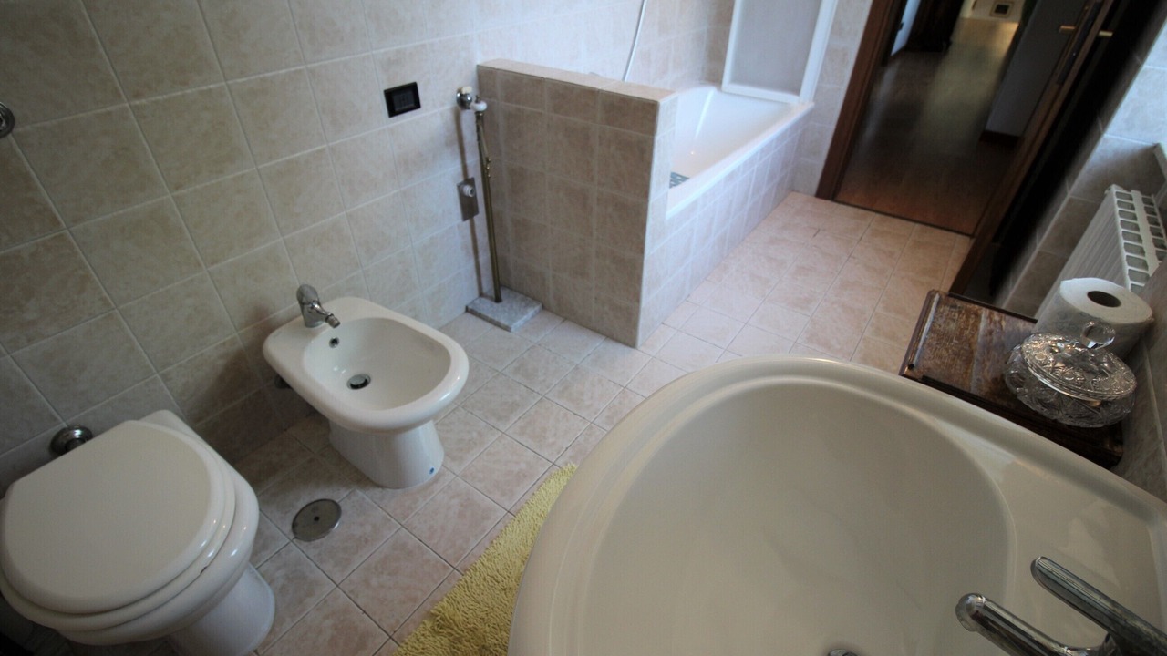 Photo of Bathroom in Isoletta