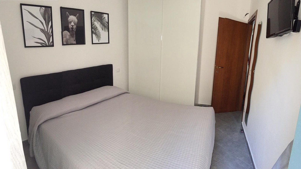 Photo of Bedroom in Marina Centro