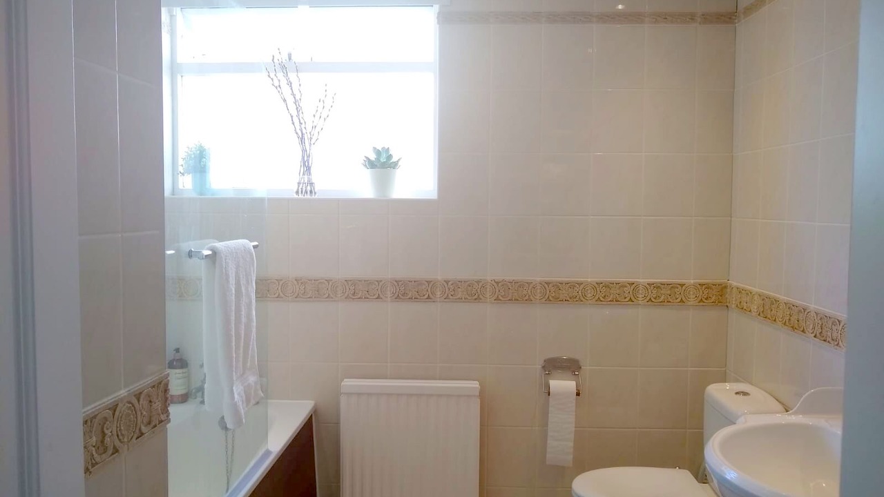 Photo of Bathroom in Wraysbury