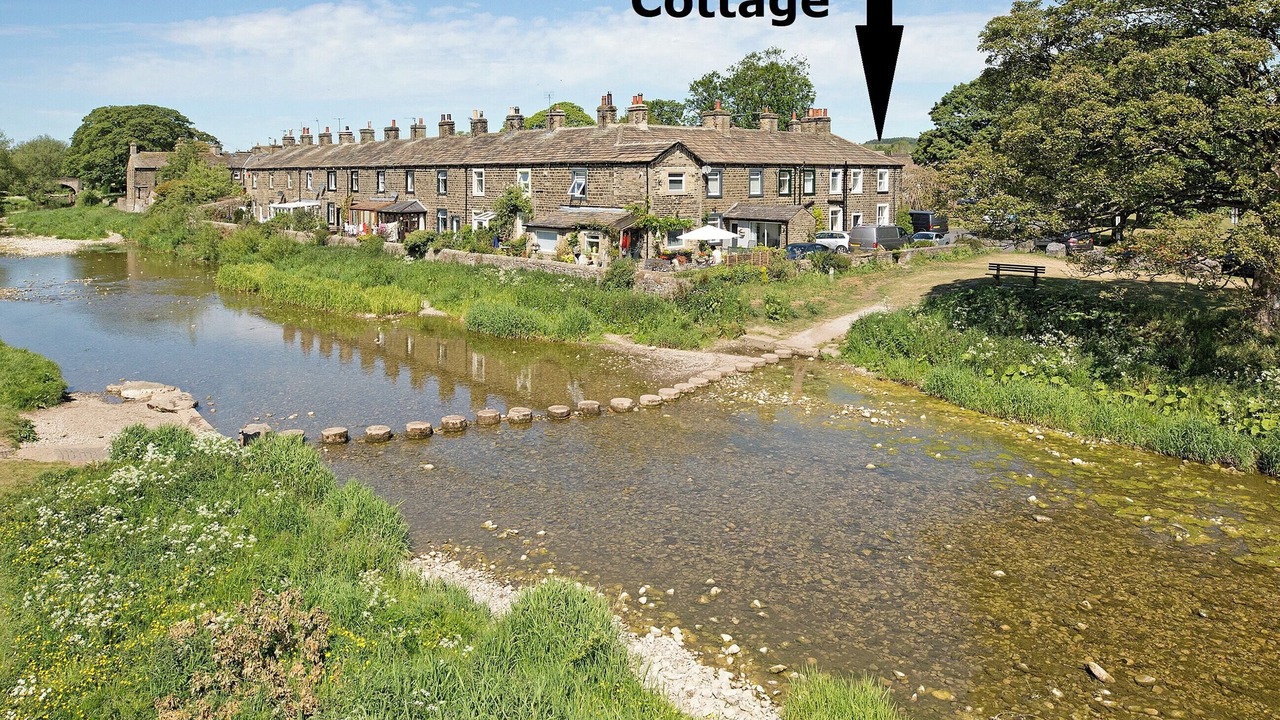 Photo of Others in Eshton