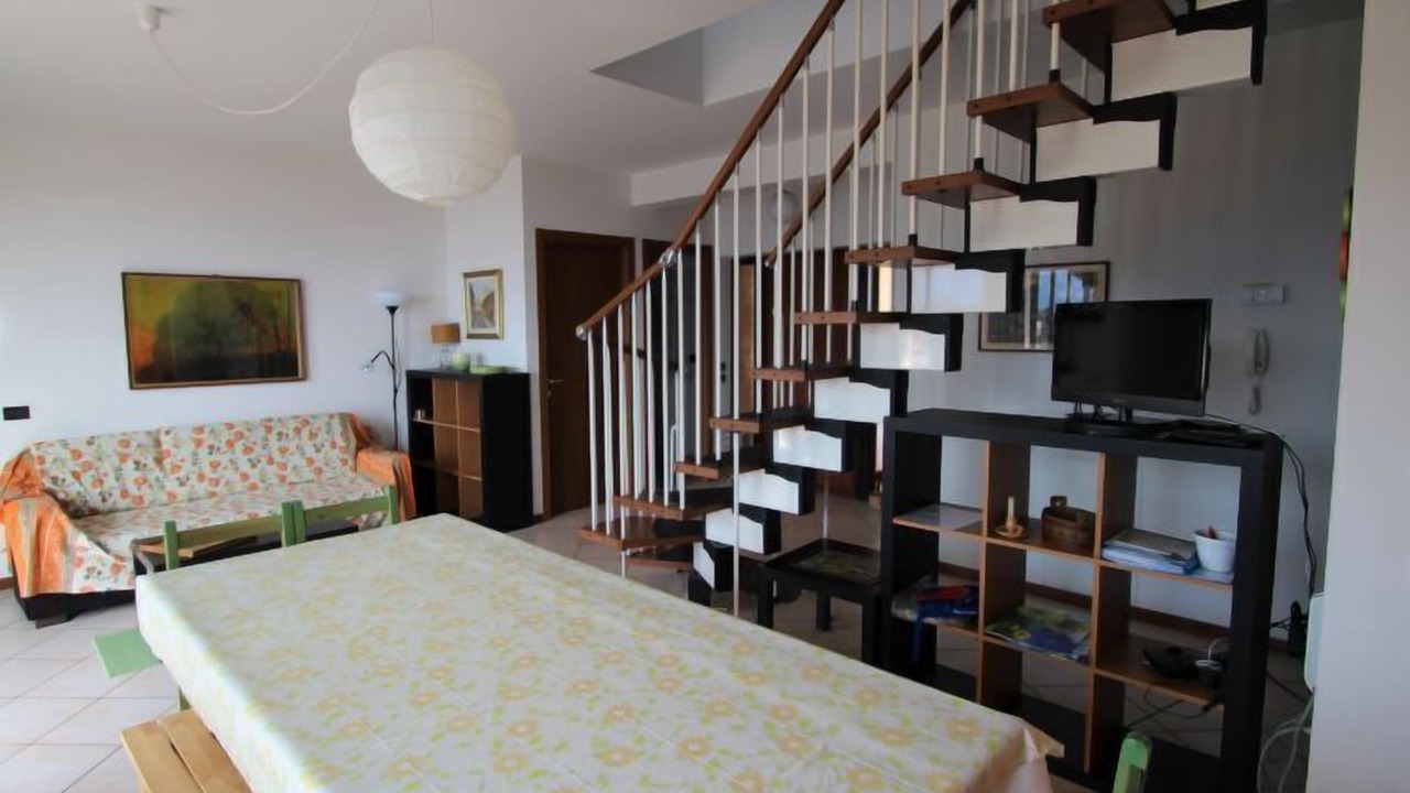 Photo of Livingroom in Poppino