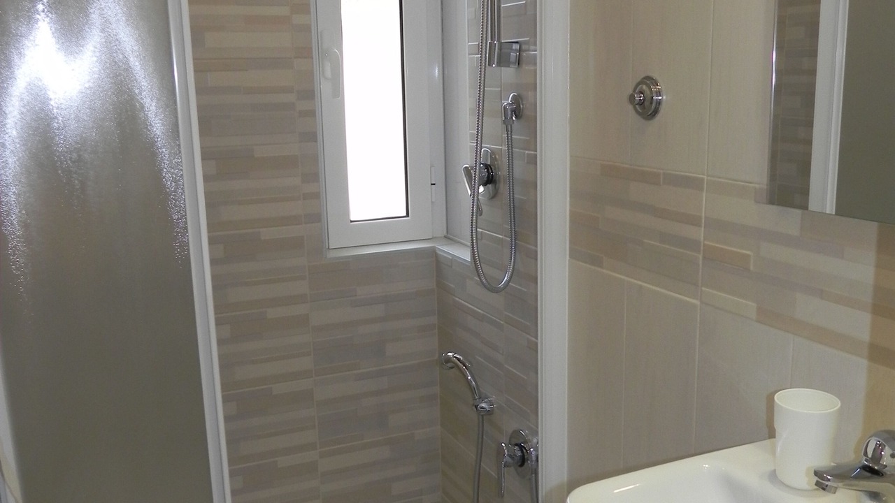 Photo of Bathroom in Esquilino