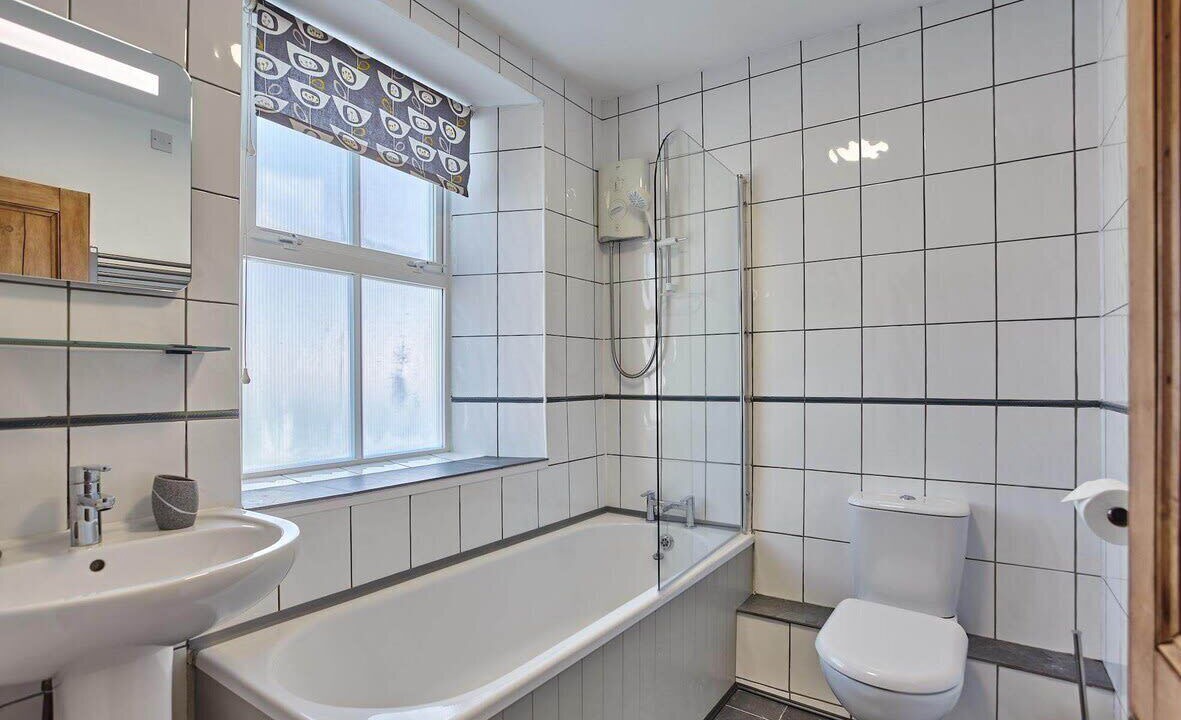 Photo of Bathroom in Sennen