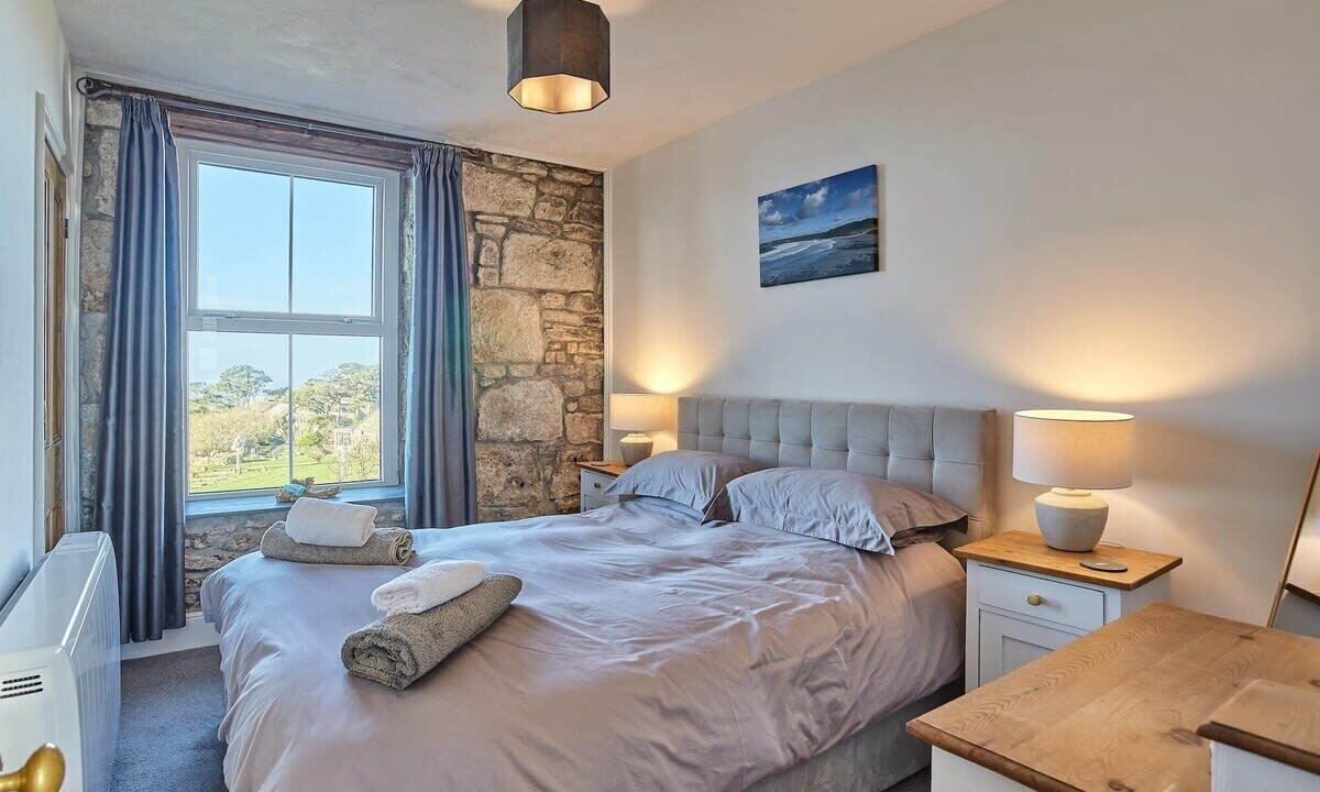 Photo of Bedroom in Sennen
