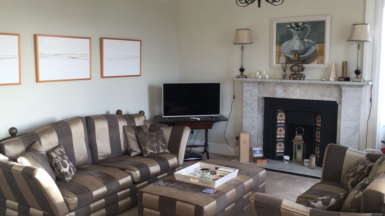 Photo of Livingroom in Helensburgh