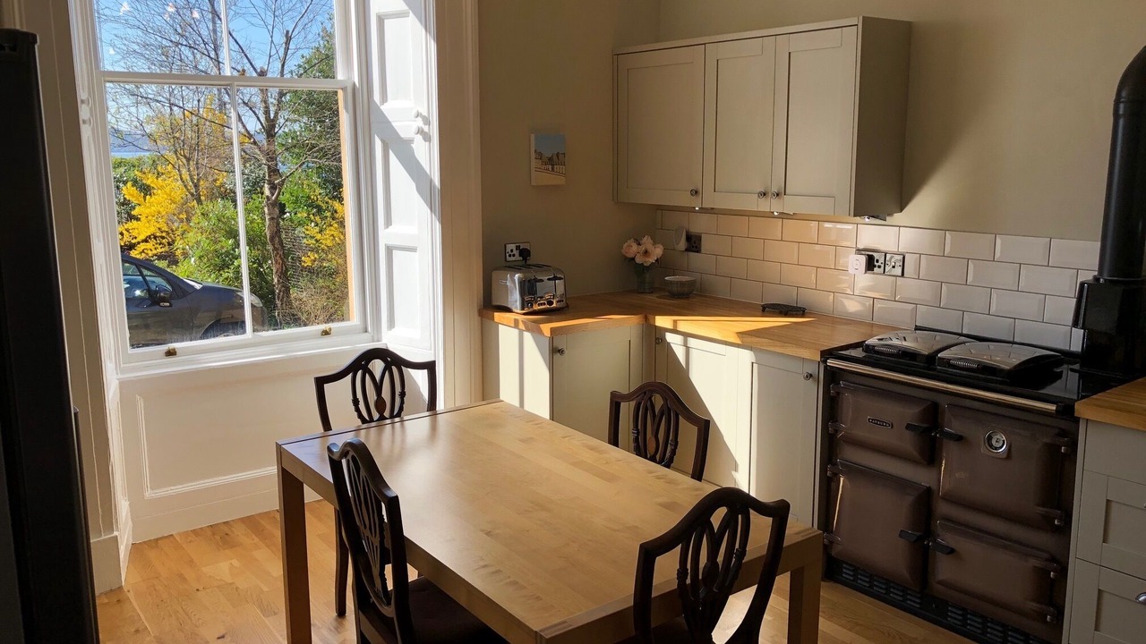 Photo of Kitchen in Helensburgh