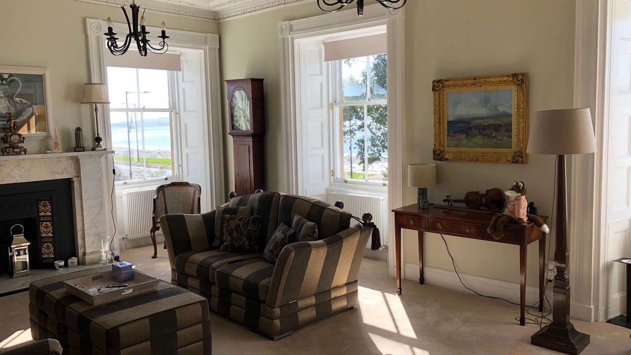 Photo of Livingroom in Helensburgh