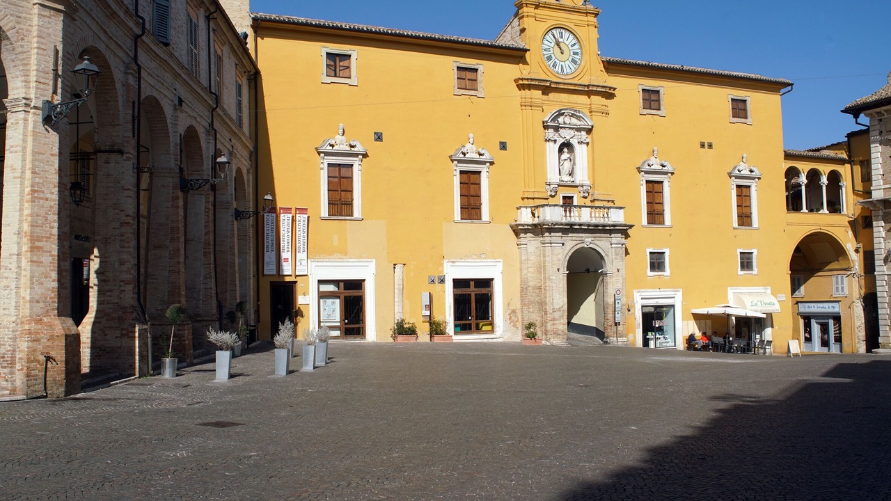 Photo of Others in Fermo