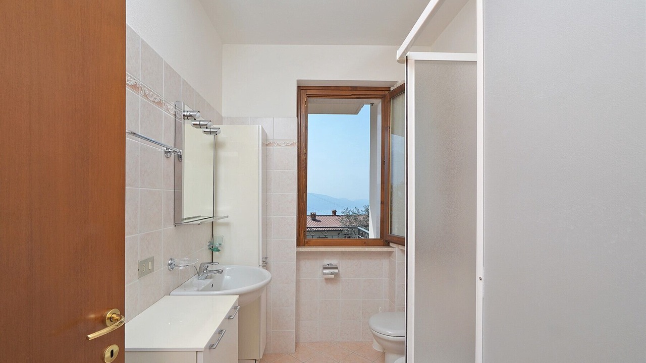 Photo of Bathroom in Oldesio