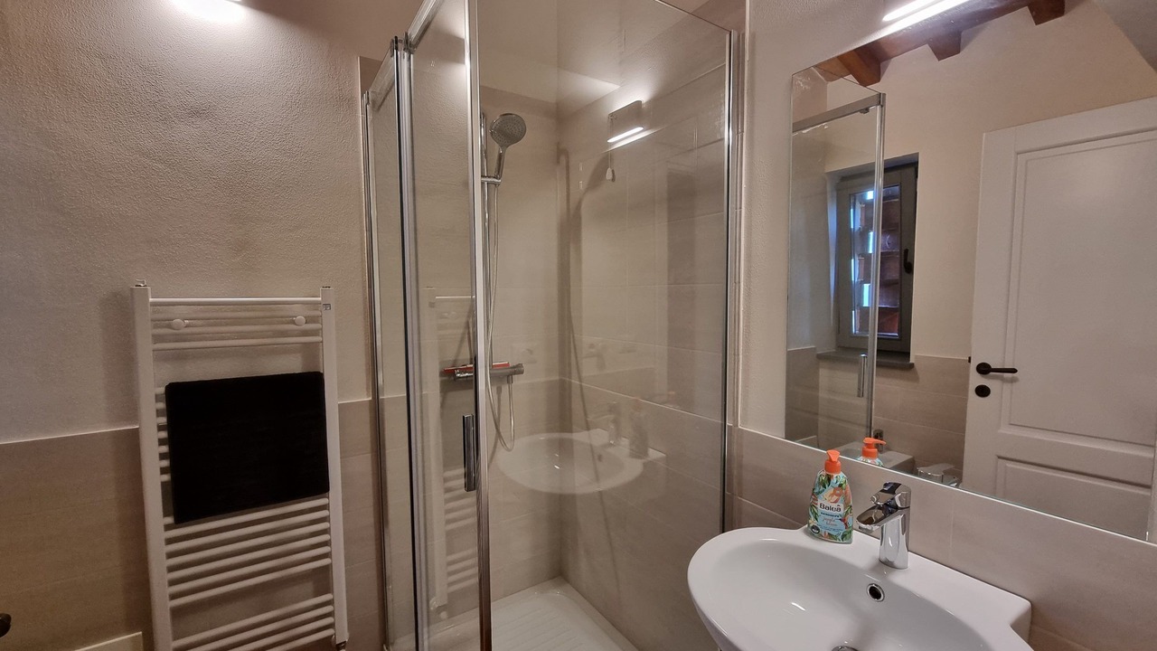 Photo of Bathroom in Mologno