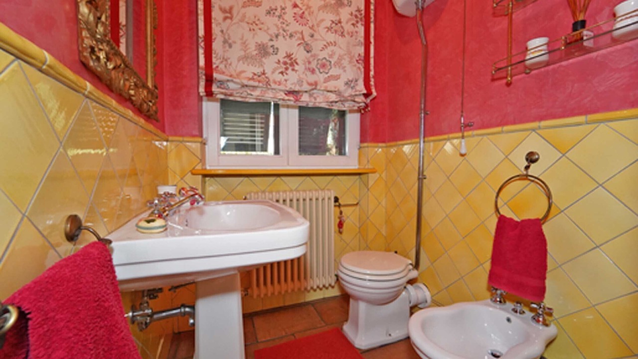 Photo of Bathroom in Pignone
