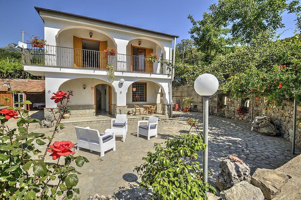 Photo of Patio Balcony in Tramonti