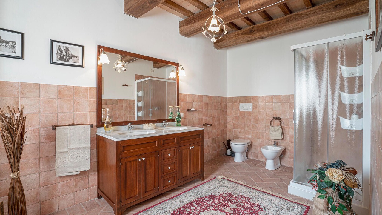 Photo of Bathroom in Apecchio
