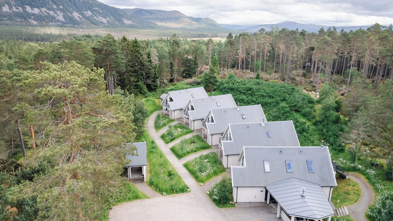 Photo of Outdoor in Alvie