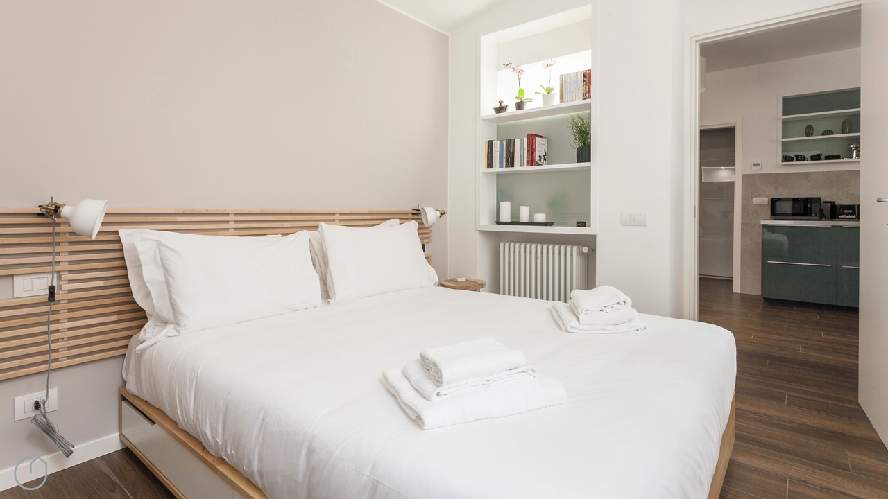 Photo of Bedroom in Magenta