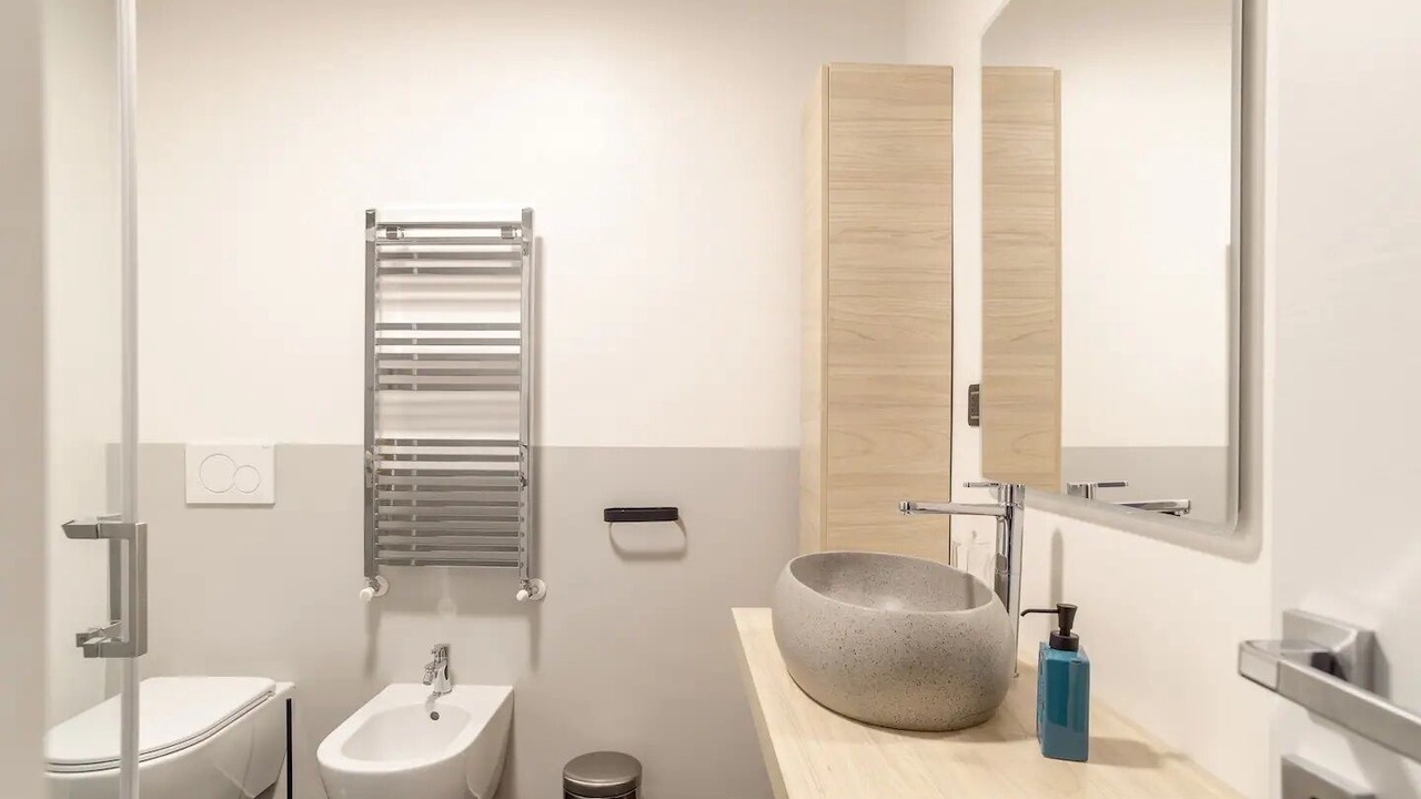Photo of Bathroom in Genoa Historical Centre