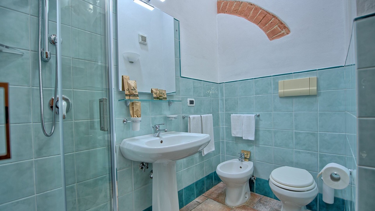 Photo of Bathroom in Simignano