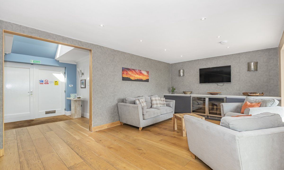 Photo of Livingroom in Compton Martin