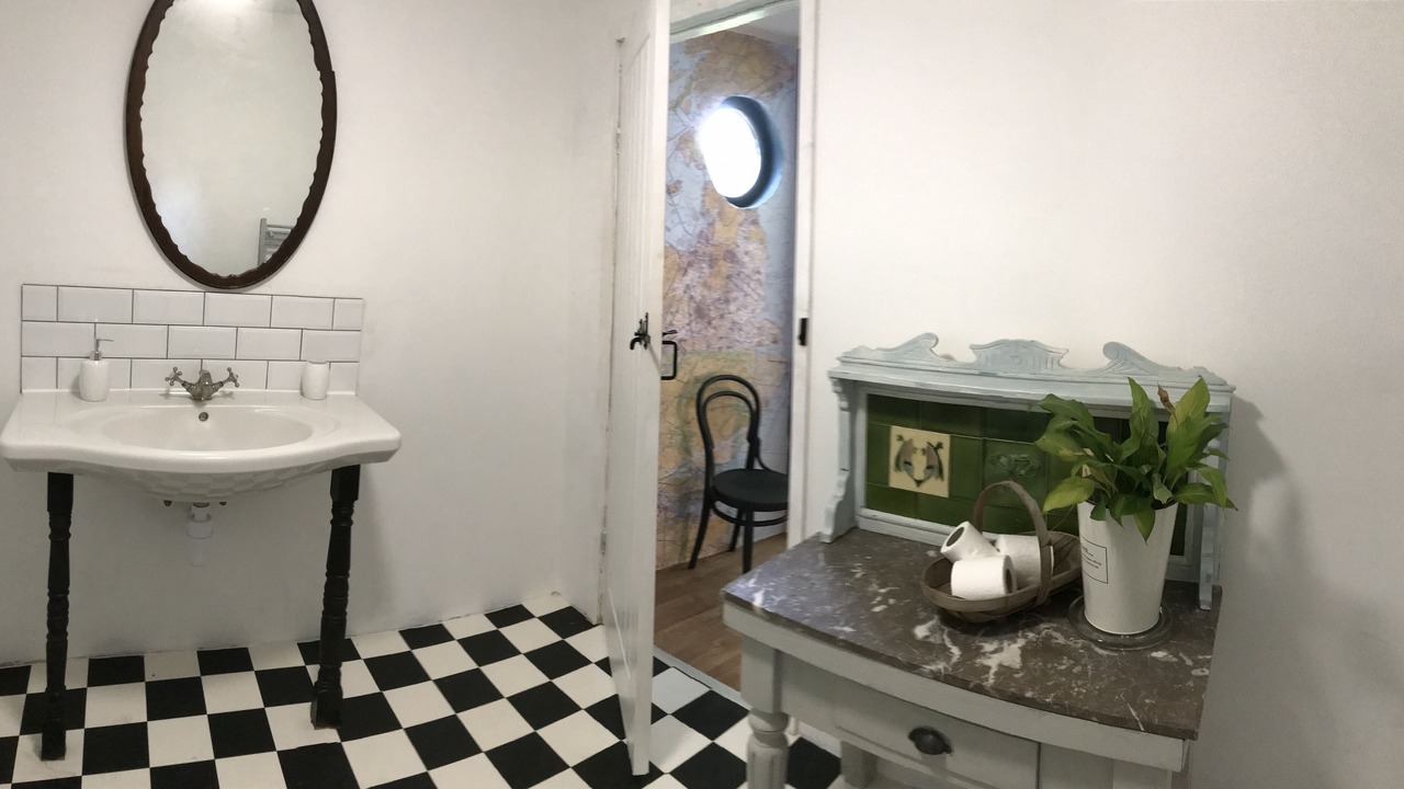 Photo of Bathroom in Mayfield