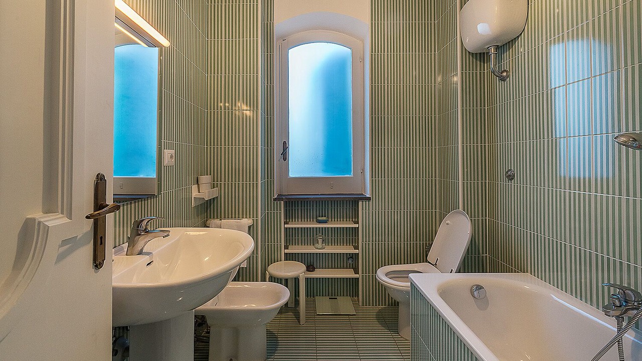 Photo of Bathroom in Ischia Porto