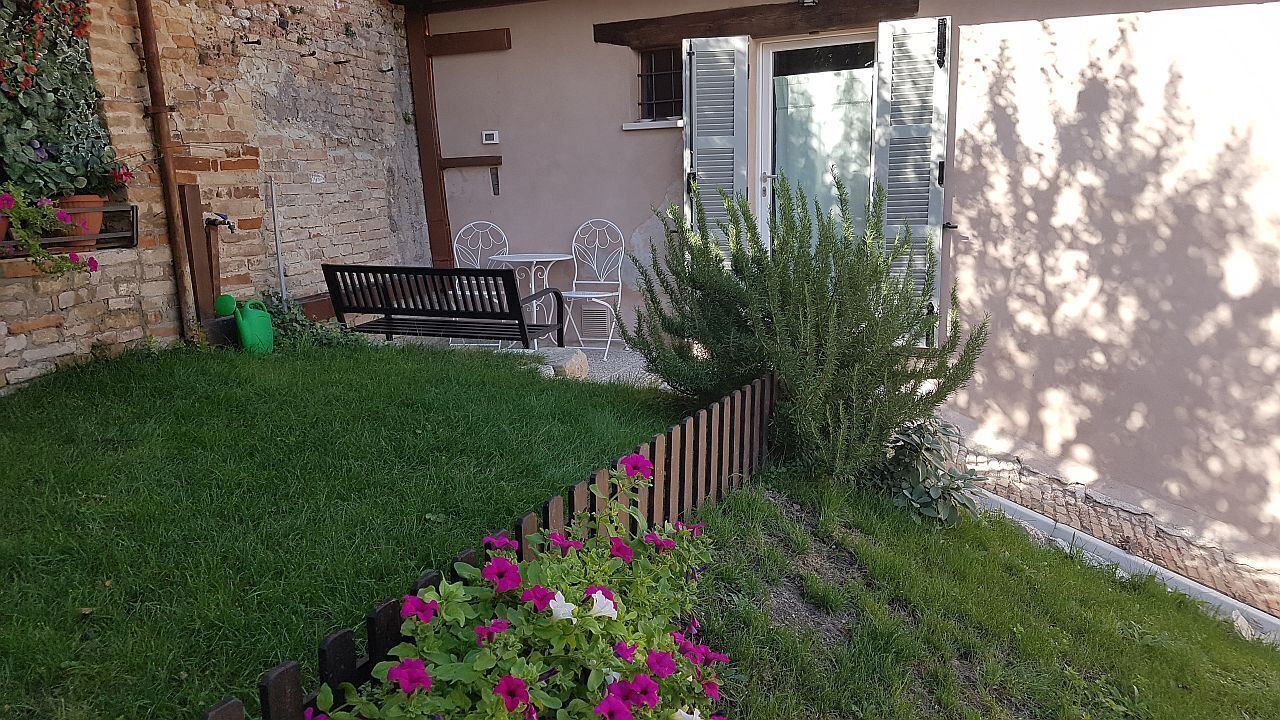 Photo of Patio Balcony in Urbino
